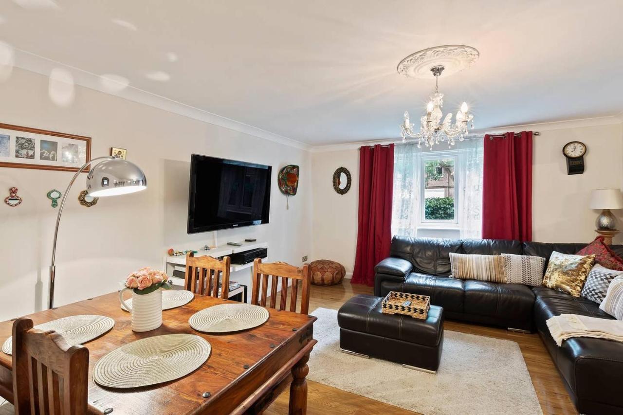 Beautiful And Cosy 2 Bedroom Flat Londres Extérieur photo