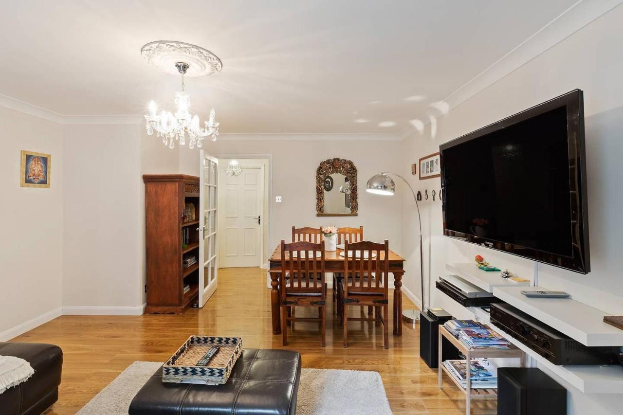 Beautiful And Cosy 2 Bedroom Flat Londres Extérieur photo
