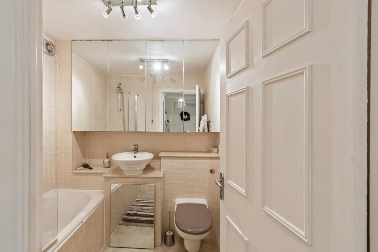 Beautiful And Cosy 2 Bedroom Flat Londres Extérieur photo