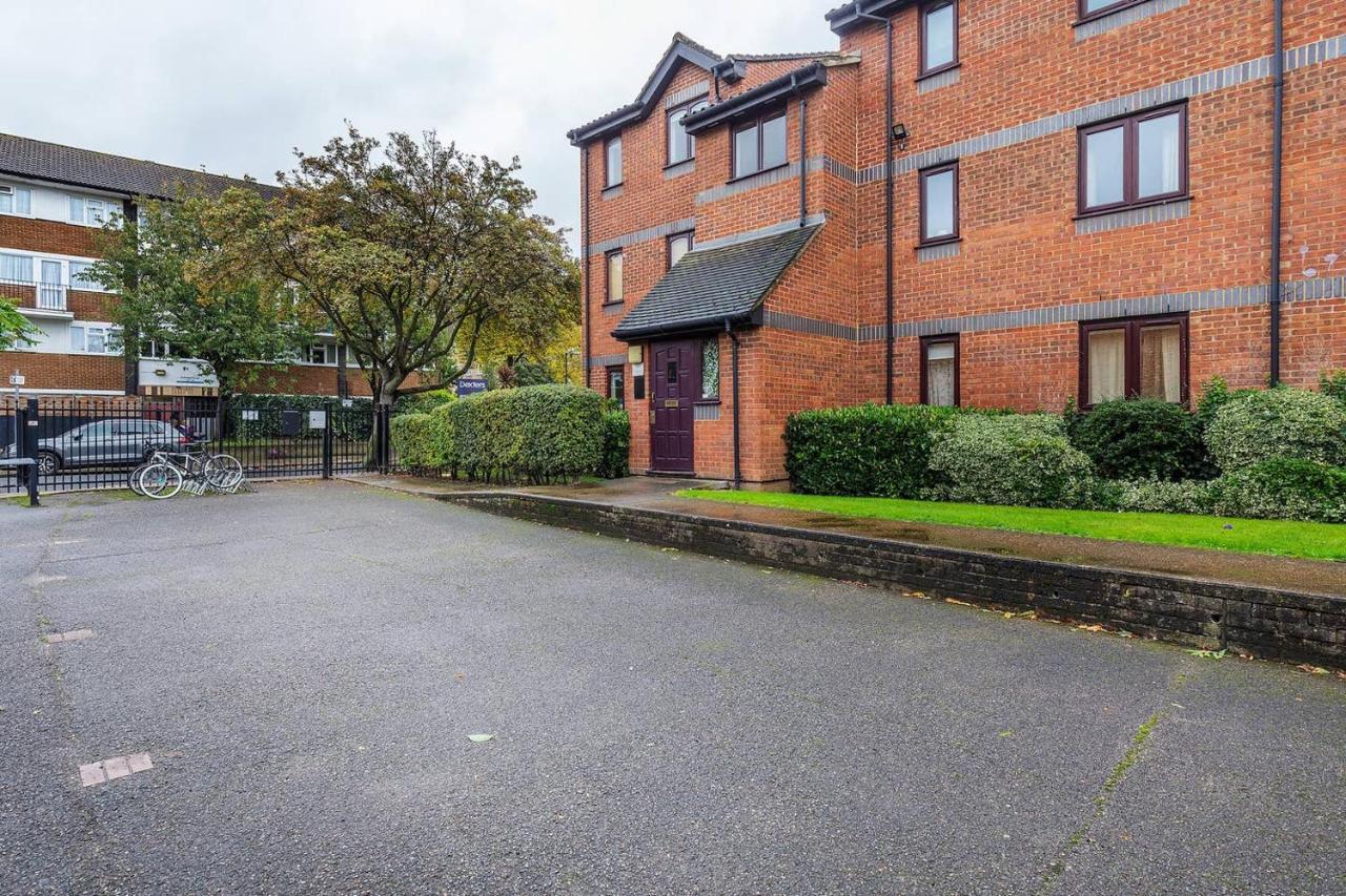 Beautiful And Cosy 2 Bedroom Flat Londres Extérieur photo